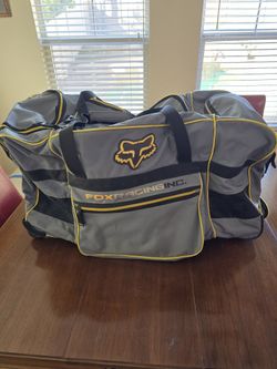 FOX Motorcross Travel Bag & WHAT WAS IN IT !