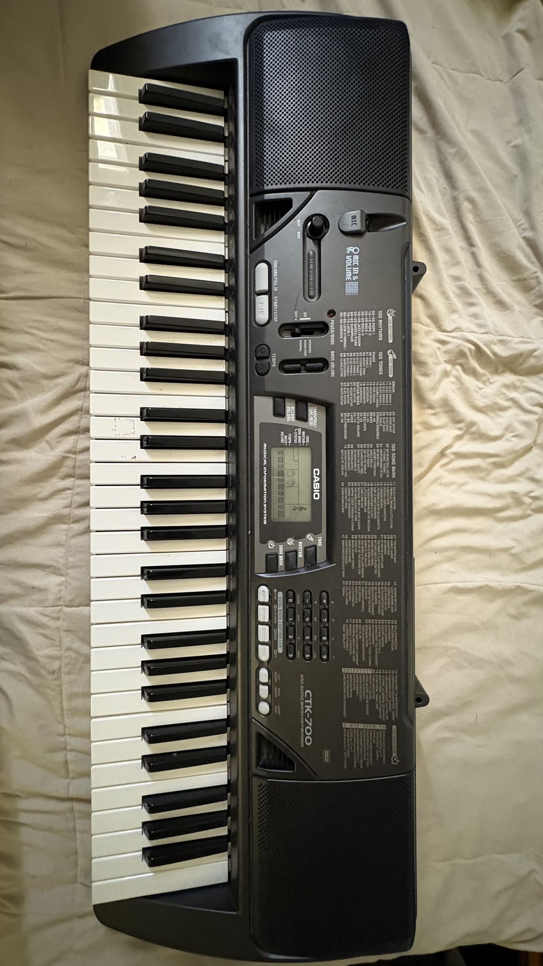 Casio CTK-700 Keyboard