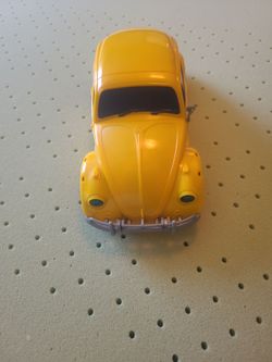 Yellow HASBRO transformer bumble bee.