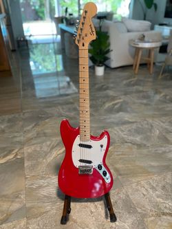 Squire Sonic Mustang - Single Coil