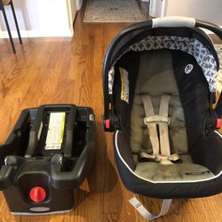 Graco Infant Carseat With Base 