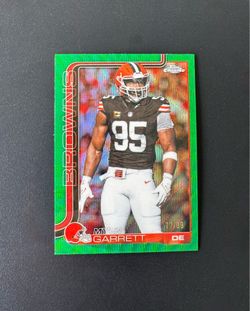 2025 Topps Chrome Myles Garrett #70 Green Wave Refractor /99