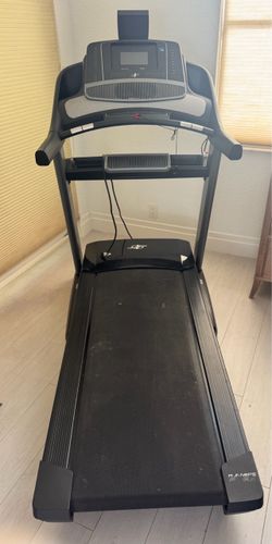 Nordic trac commercial 1750 treadmill