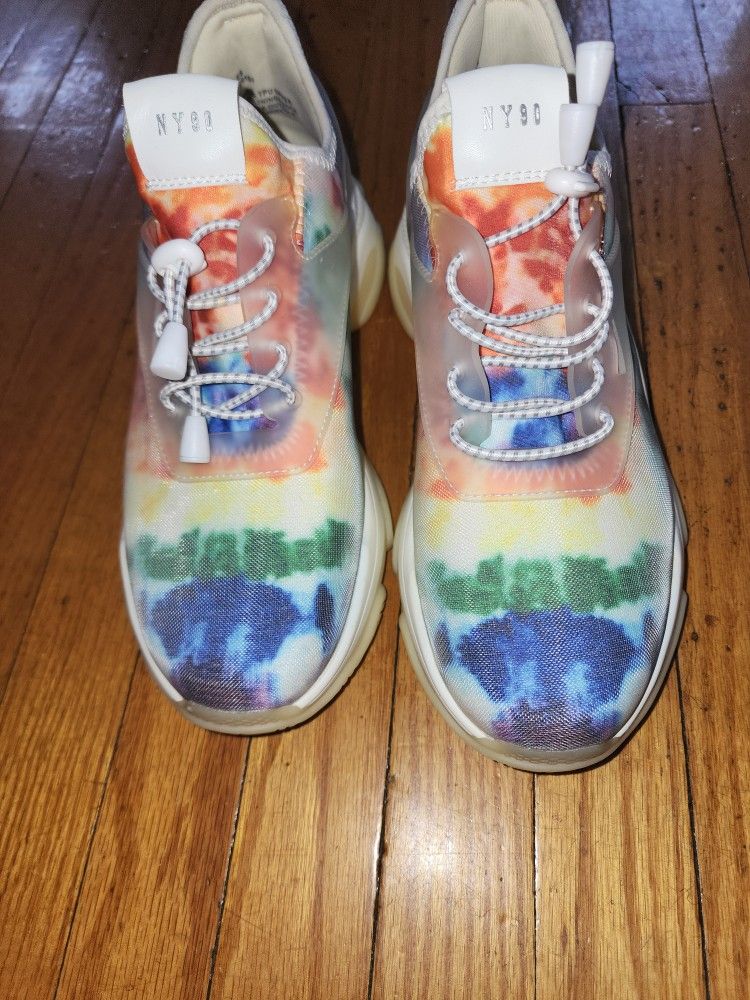 Steve Madden NY90