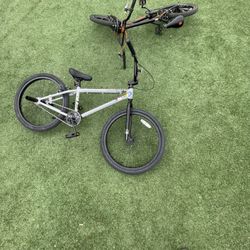 I’m Selling The Grey Bike