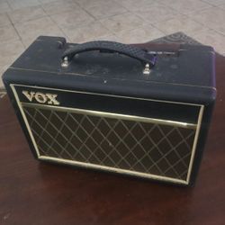 VOX Pathfinder 10 Guitar Amp Includes Cable