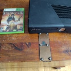 Microsoft Xbox 360 Slim With Fable 3 (TESTED) (READ DESC)