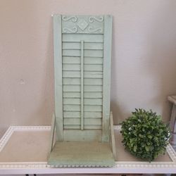 Vintage Home Interior shelf