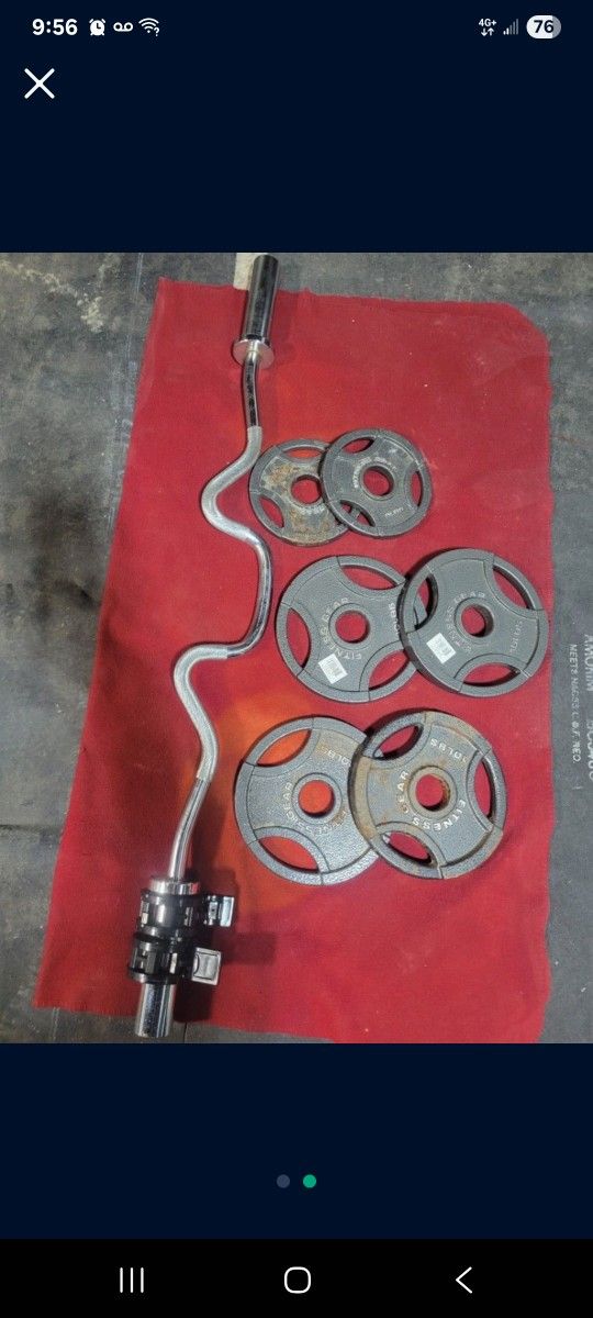 2" HOLE EZ-CURL BAR WITH CLIPS AND 50LBs TOTAL   4- 10s. 2-5s
11525 S HALSTED DUNKIN DONUTS/7111.S WESTERN WALGREENS 
90$  CASH ONLY AS IS 