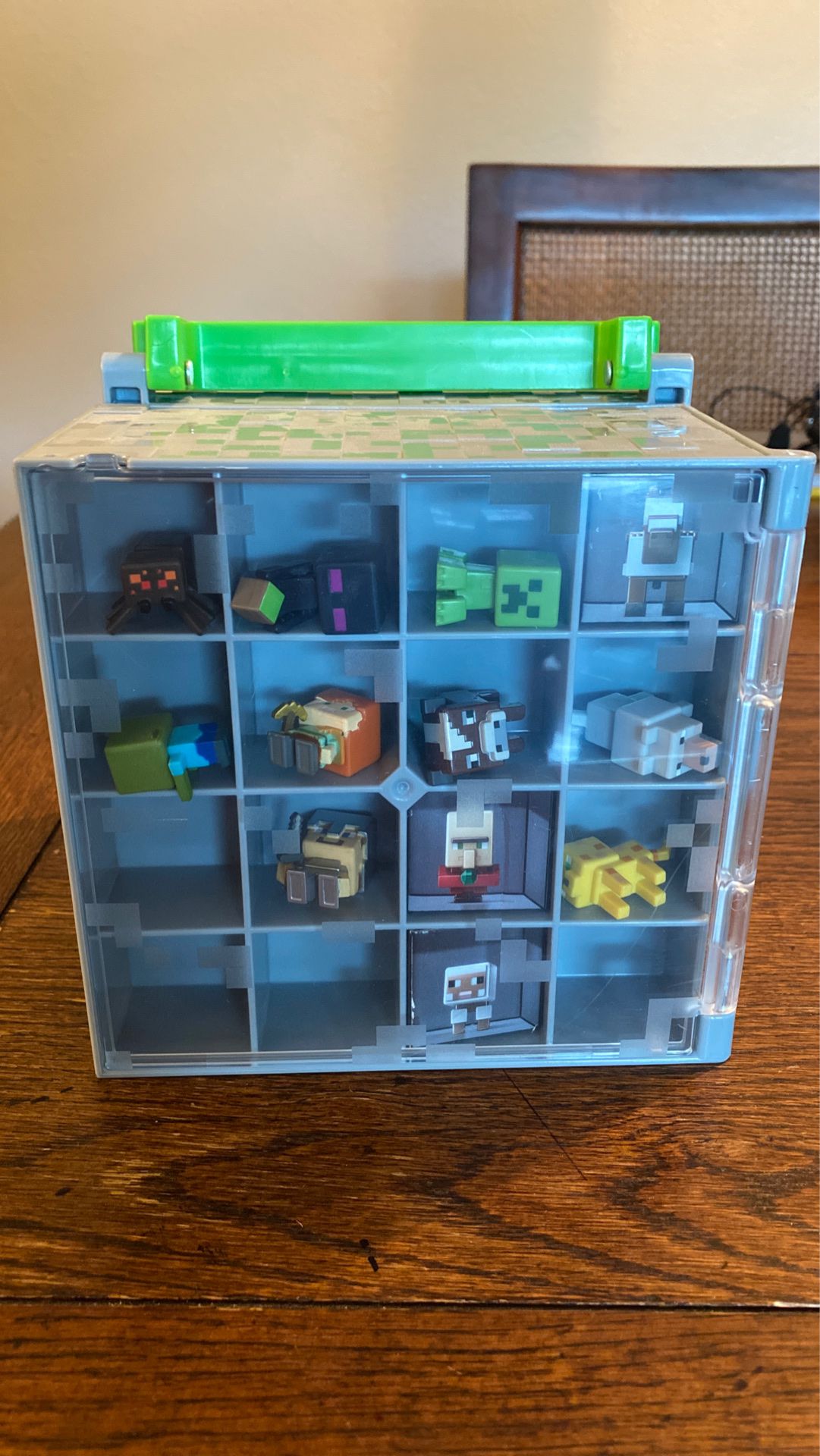 Minecraft collectors cube with 9 figures
