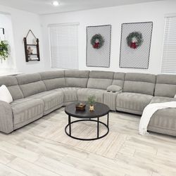 Grey Power Reclining Sectional Couch w/ Chaise