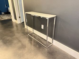 Sandor Console Table