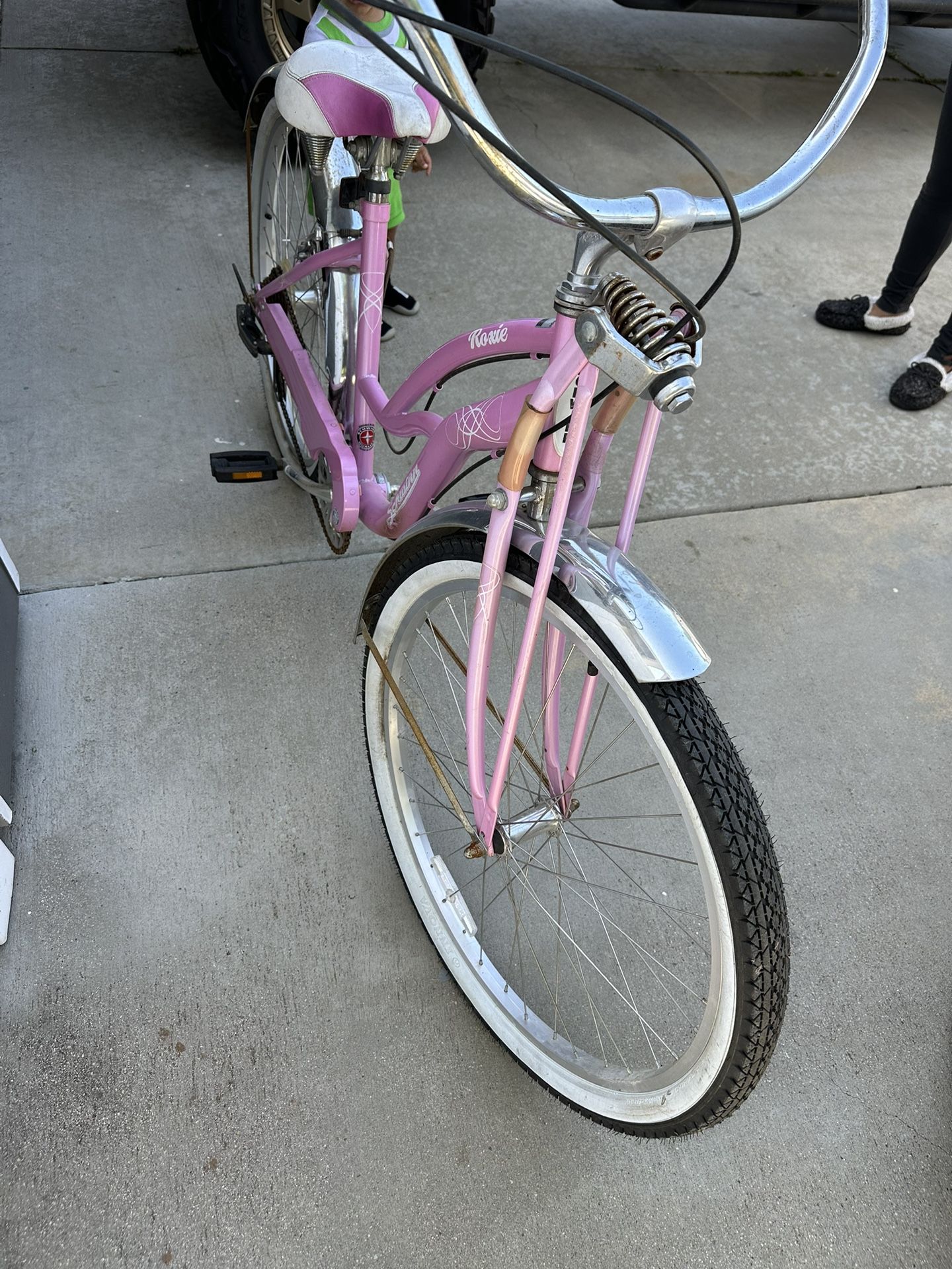 Roxie Schwinn Bike