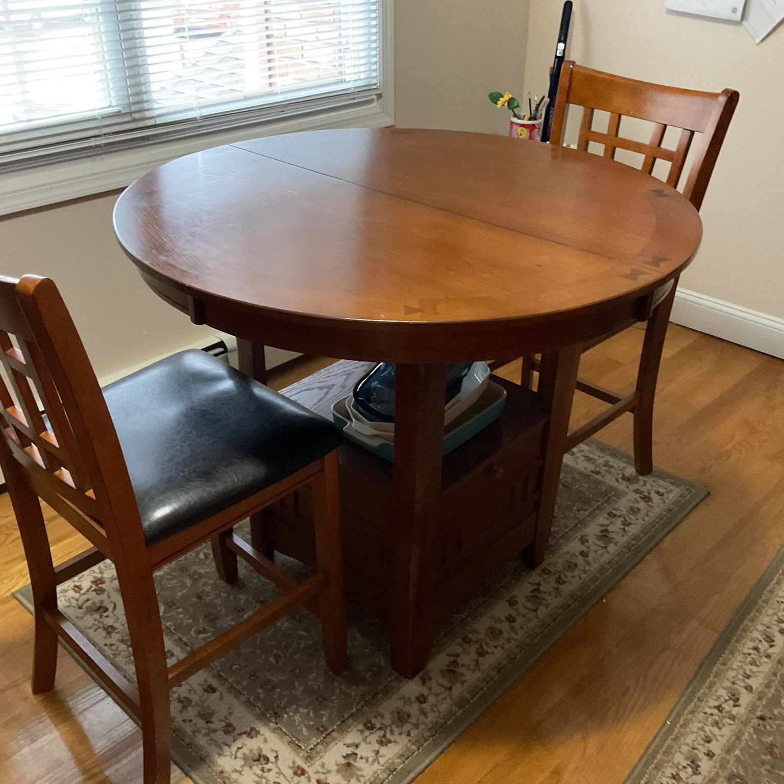 Kitchen Table And 2+2 Chairs Bar Height 