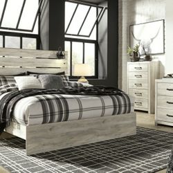 [SPECIAL] Cambeck Whitewash Panel Bedroom Set

