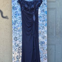 ✨ BRAND NEW WITH TAGS (NWT) ✨Gorgeous, 