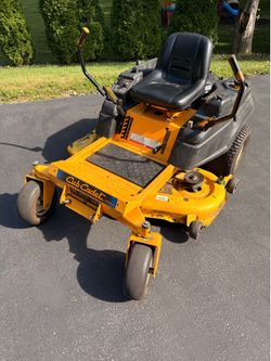 Zero Turn Cub Cadet