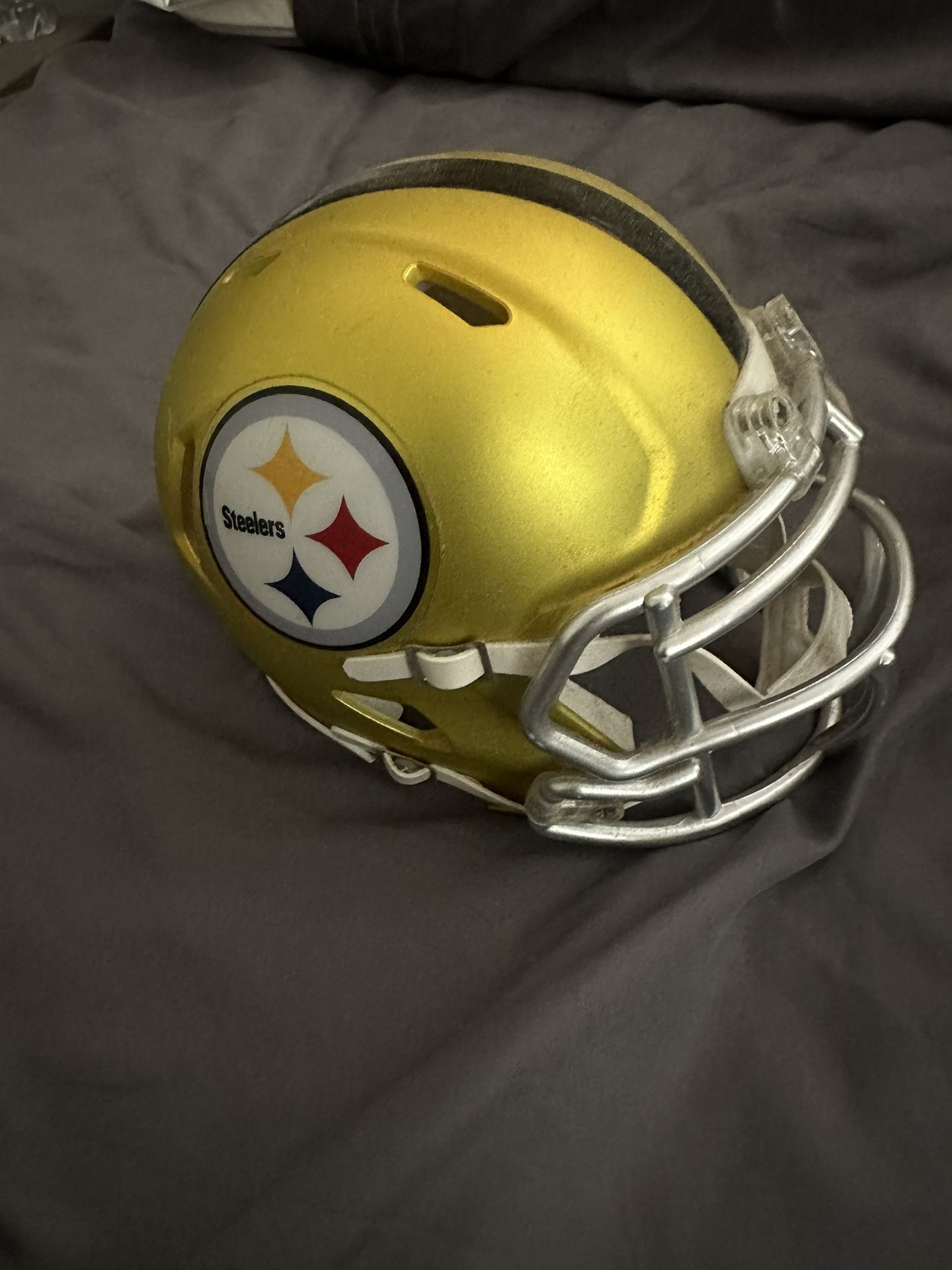 Steelers Mini Helmet