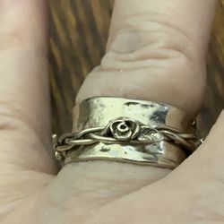 OR  PAZ Rose Sterling silver spinner ring size 8