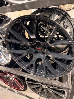SRT wheels tires new 5 lug ram trucks new
