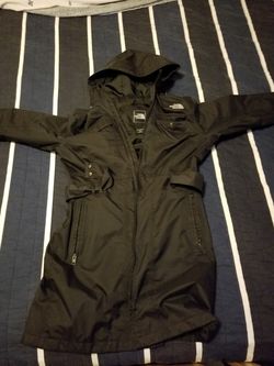 Northface raincoat/wind breaker