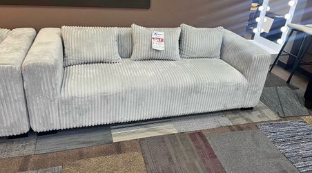 NEW SOFA AND LOVESEAT SET WITH FREE DELIVERY PAY ON ARRIVAL
