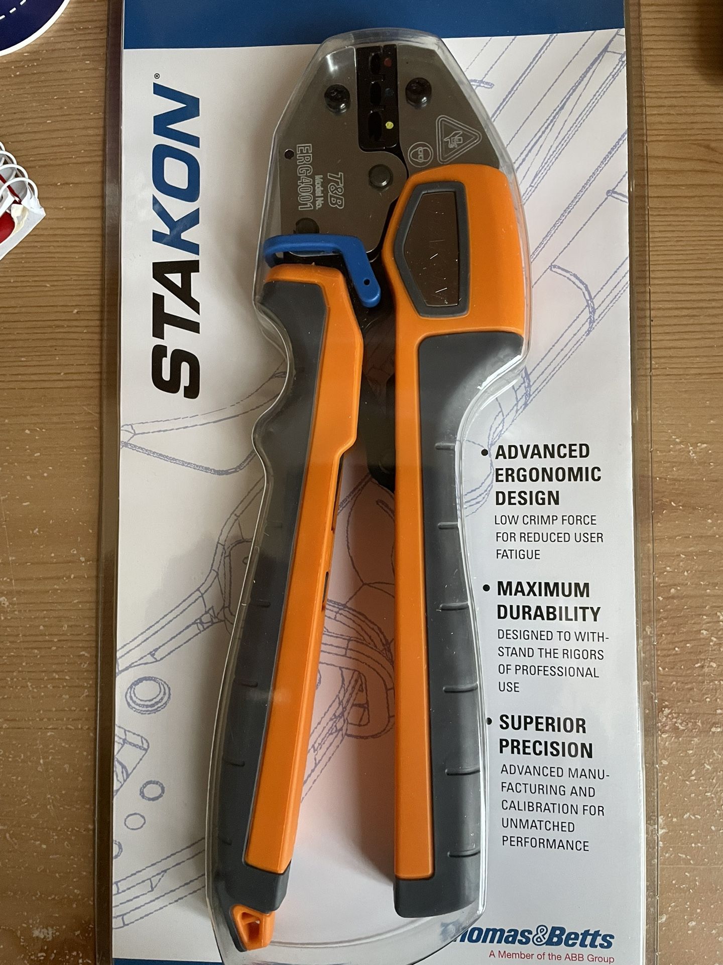 T&B ERG4001 Stakon Ratcheting Crimper