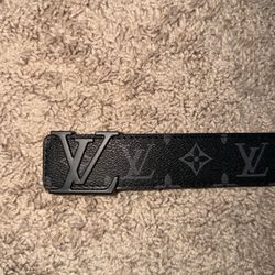 Men’s Louis Vuitton Belt For Waist Size Approximately 28in-31in