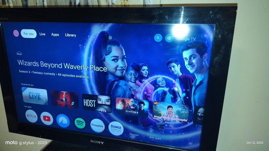 32-in Sony Bravia Tv