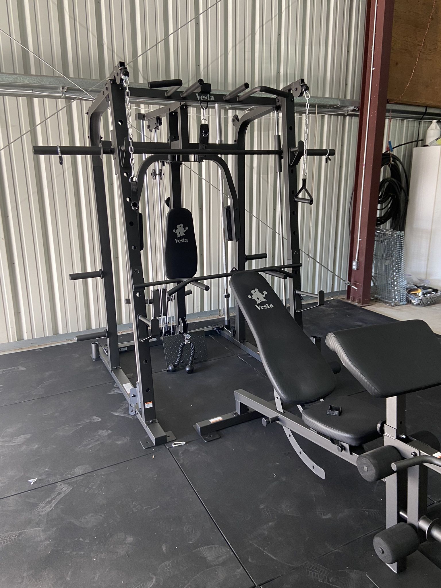 SMITH MACHINE/ PULLEY SYSTEM/ SQUAT RACK/ BENCH/ WEIGHTS/ BARBELL