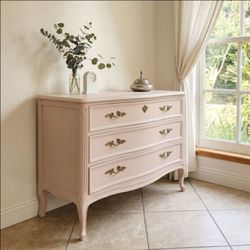 Henredon French Provincial 3-Drawer Dresser, sideboard, server, changing table, TV stand