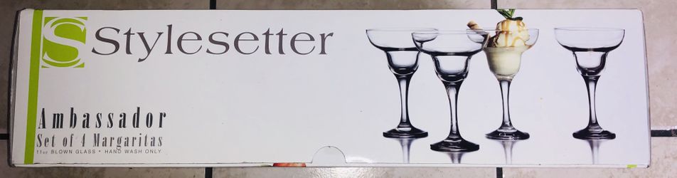 New in Box Stylesetter Set of 4 Margarita Glasses