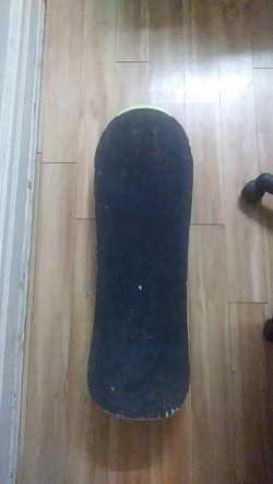 Skate board
