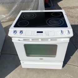 30” Slide-In Electric Glass Top 