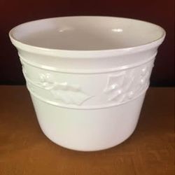 White Pot Holly Trim