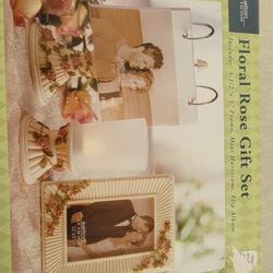 Brand New Floral Boutique Gift Set 3 Pieces 