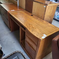 Solid-wood Oak Desk Or Craft Table Station Or Garage Work Table. Solid! 