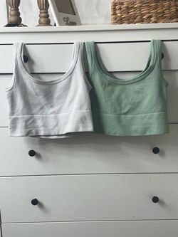 Tilly’s Ribbed Crop Tank Tops Set of 2