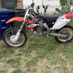 450 Honda Dirt Bike 