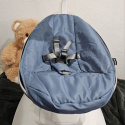 Parents best friend - 4moms 1046 mamaroo award winning multi motion baby swing rocker w/ blue tooth