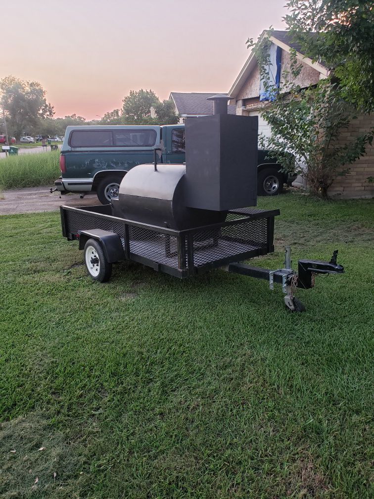 BBQ Pit with trailer