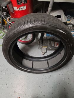 Pirelli Scopion Zero 285/40 R23  111V