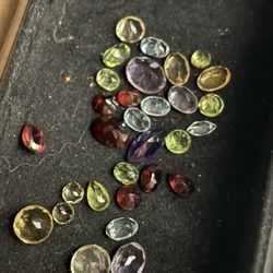 Genuine Low Grade Cut Gemstones Of Common Minerals 
