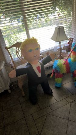 Pinata (trump)
