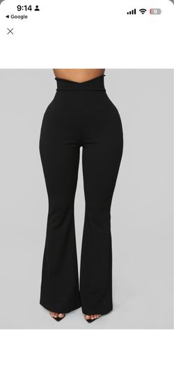 Dressing high waisted flare pants ! Size Small