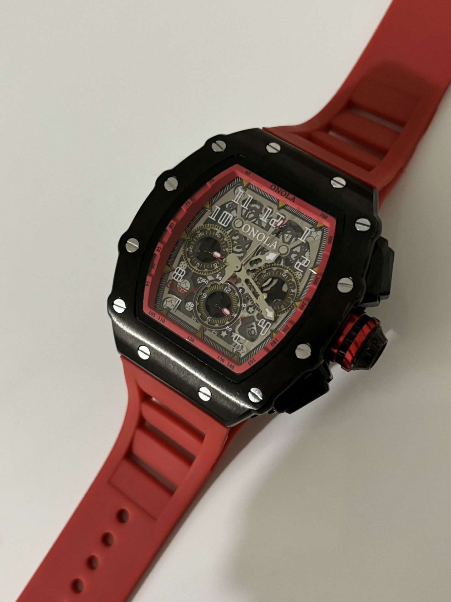 Onola Watch