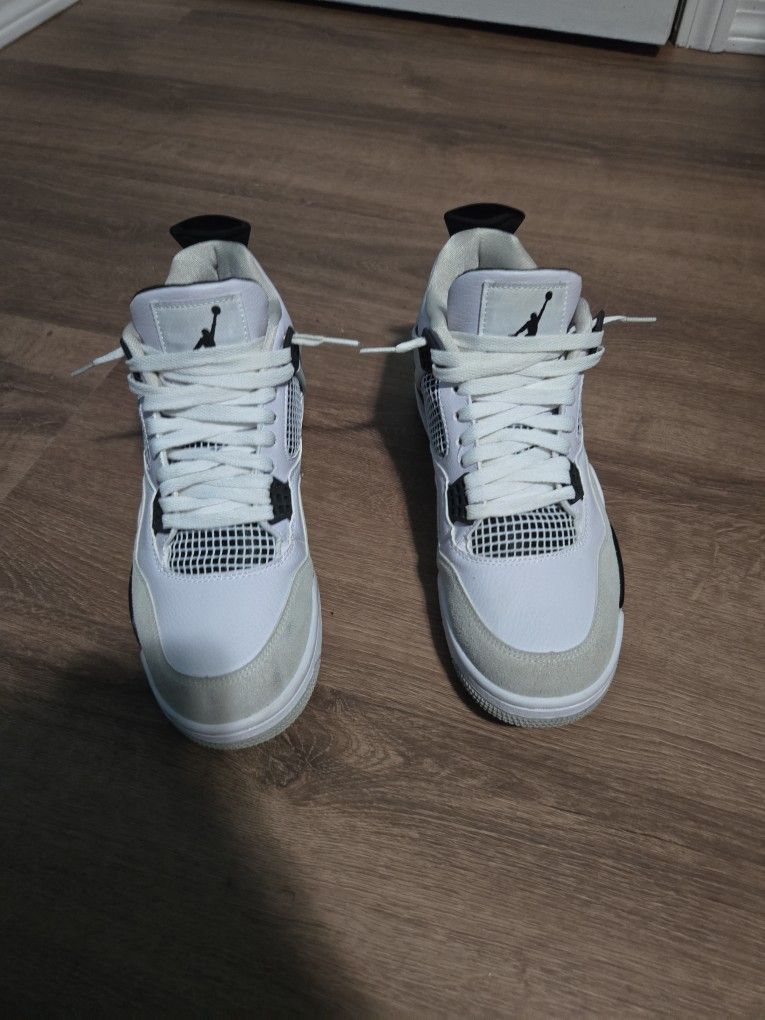 Air Jordan 4 Military Black