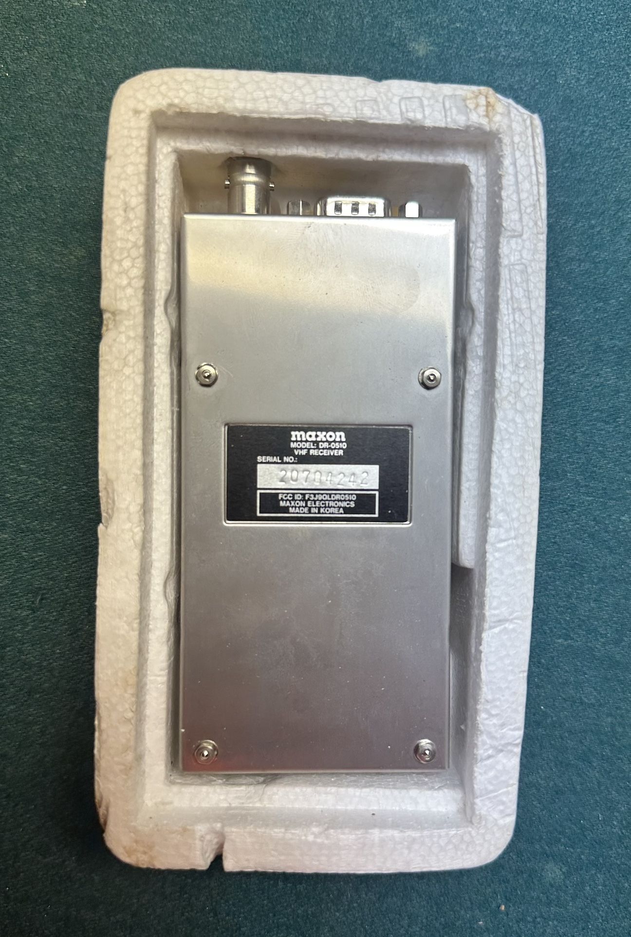 (6)Maxon DR-0510 VHF receiver