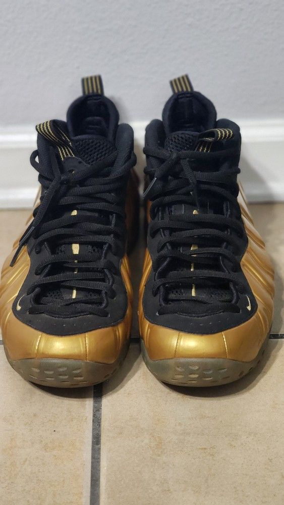 Size 12- Nike Air Foamposite One Metallic Gold
