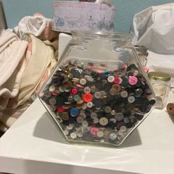 Large  Jur Of  Vintage  bottoms  